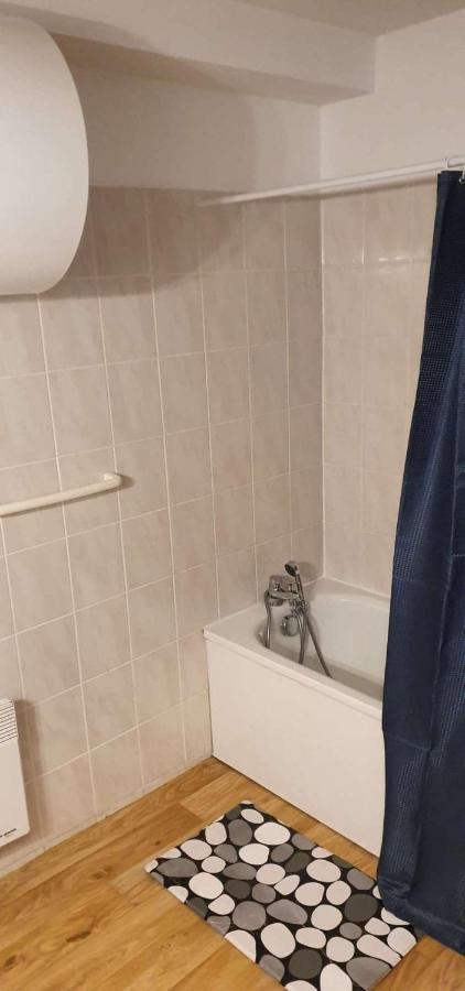 Ferienwohnung Locabed Le Hameau Des Ecrins Puy-Saint-Vincent Exterior foto